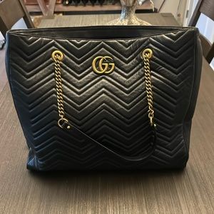 Gucci GG Marmont Zip Tote Matelasse Leather Large